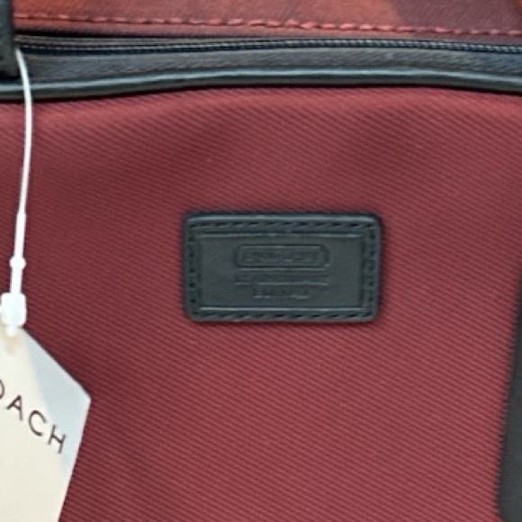 Coach Leatherware Vintage Nylon Toiletry Bag Makeup Case Maroon Black - Picture 9 of 10